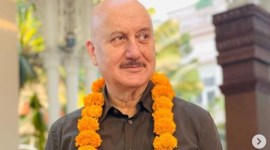 Anupam Kher, Anupam Kher birthday, Anupam Kher fitness, Anupam Kher flaunting body, Anupam Kher fitness journey, celeb fitness, indian express news