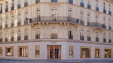 Inside Dior's Refashioned Paris Headquarters — The Reimagined Flagship  Brings a Museum, a Restaurant and More