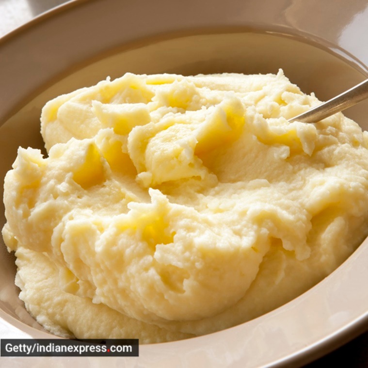 Five foods that are best-suited for elderly people with no teeth