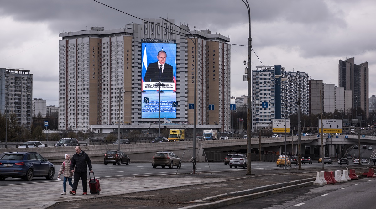 An image of President Vladimir Putin is displayed on a monitor on the side of a hotel on the outskirts of Moscow. (The New York Times/File)