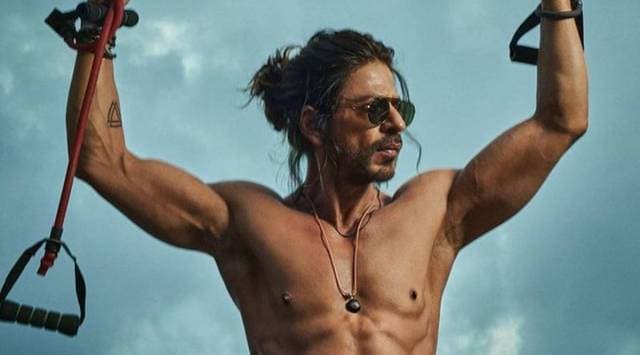 shah rukh khan in pathaan