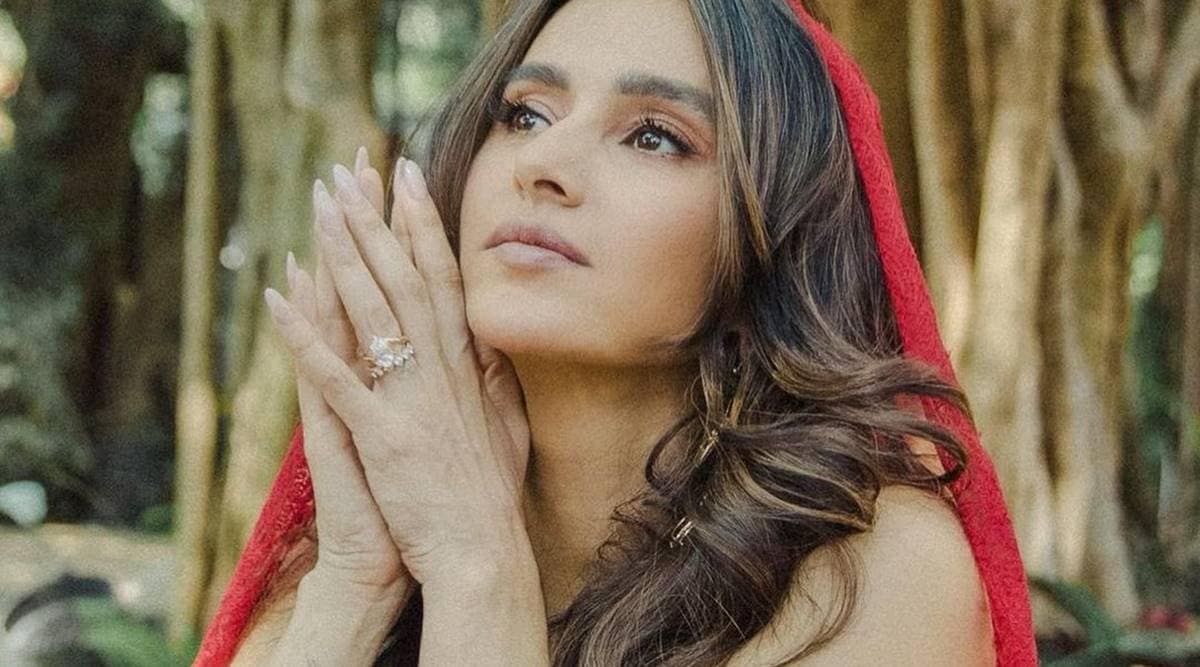 shibani dandekar