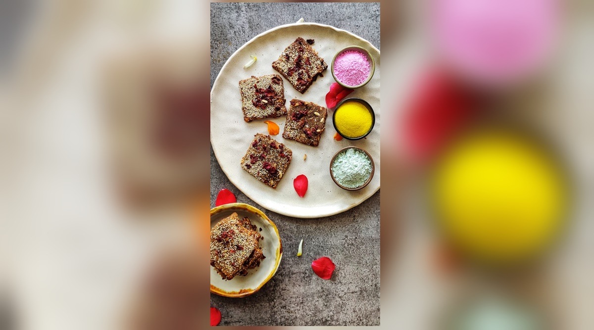Holi, Holi celebration, Holi sweets, tasty Holi sweets to make at home, simple homemade Holi sweets, healthy Holi recipes, ragi thandai residue, ragi thandai residue sweets, how to bake ragi thandai residue, indian express news