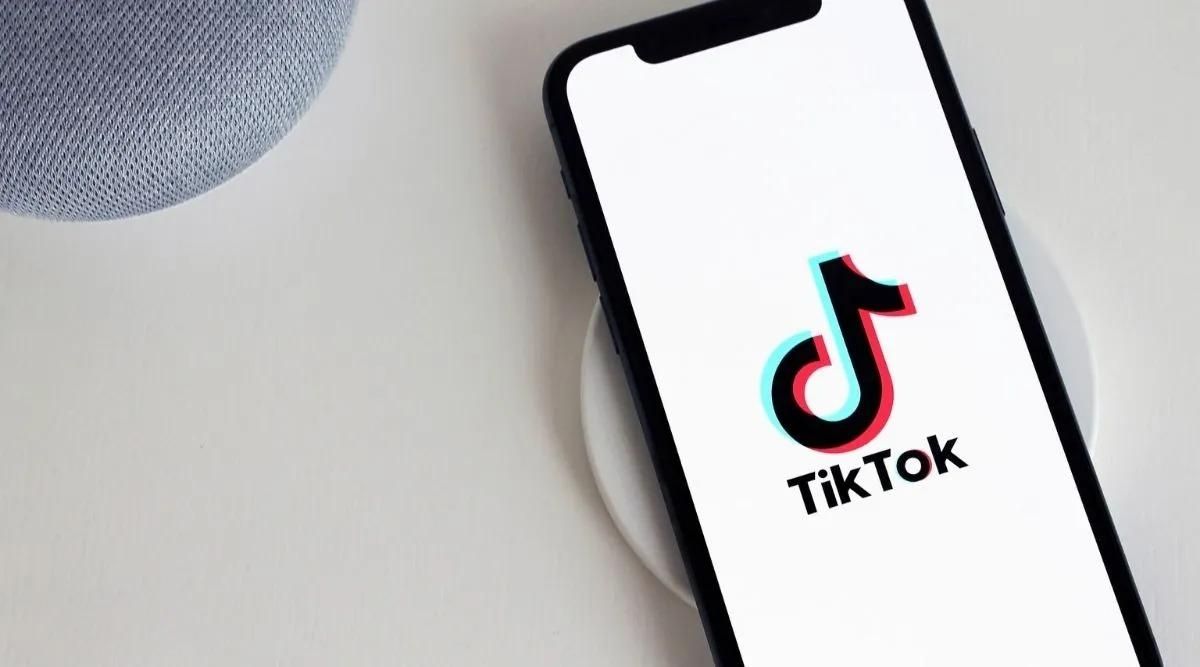 TikTok suspends live streaming and new video content in Russia ...