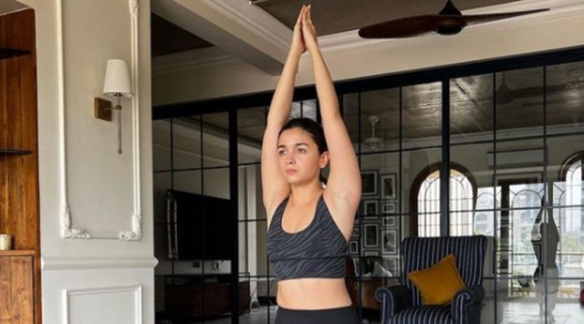 Anshuka Parwani yoga poses