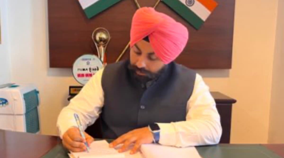 punjab-education-minister-harjot-singh-bains-meets-teacher-unions