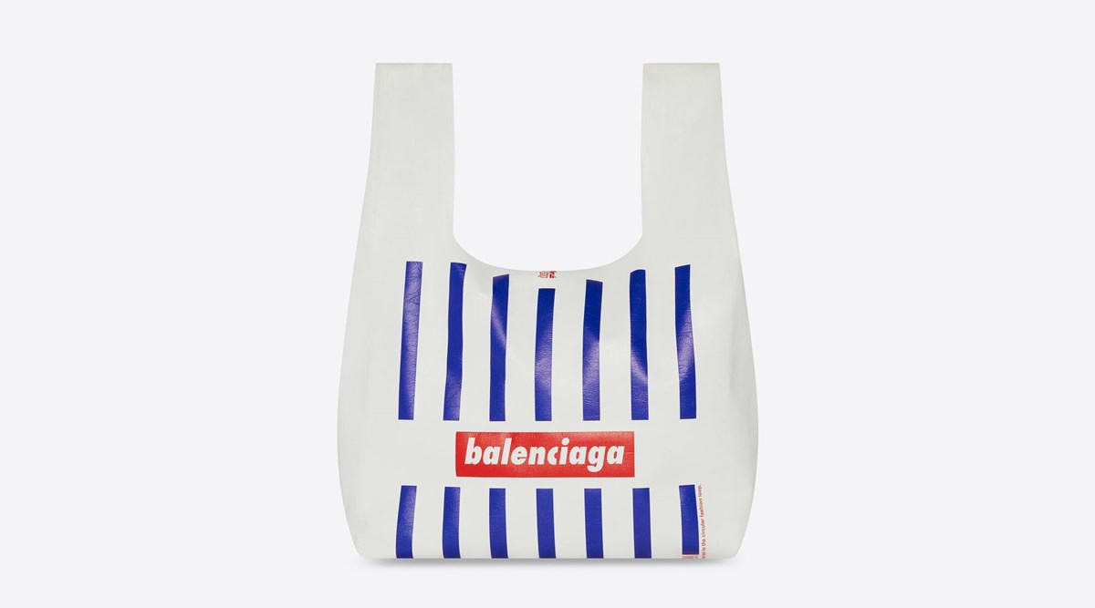This £925 bag from Balenciaga's Spring 2022 collection looks like a vintage  Tesco bag