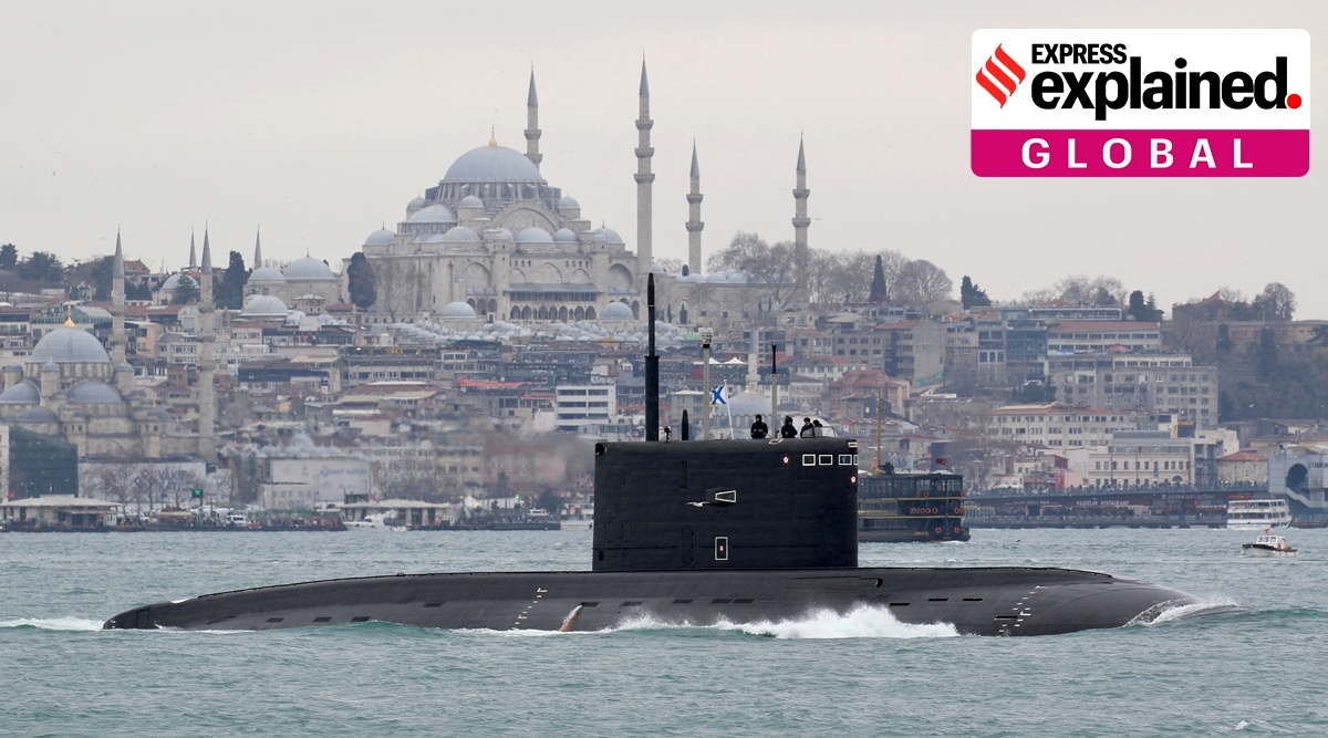 Russian Navy's diesel-electric submarine Rostov-on-Don sails in the Bosphorus, on its way to the Black Sea, in Istanbul, Turkey February 13, 2022. (Reuters/File)