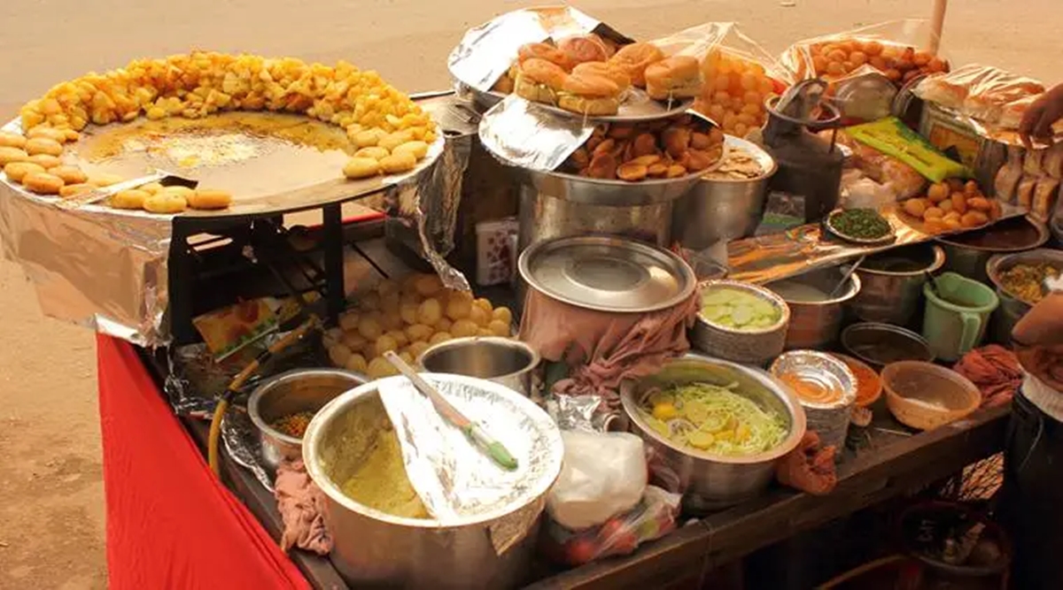 ‘Dilli 6’: Food festival recreates royal dining with old Delhi flavours ...