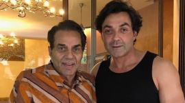 Bobby Deol is the son of Dharmendra