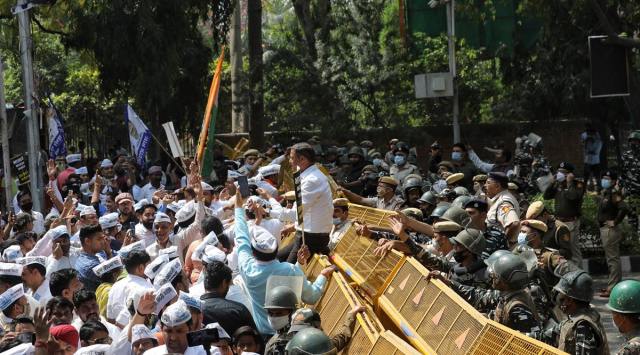The party staged a protest outside the BJP HQ, Monday. (Abhinav Saha)