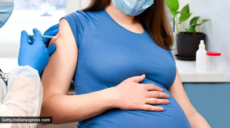 Por qué las embarazadas deberían vacunarse contra el Covid-19, explica una experta en atención materna
