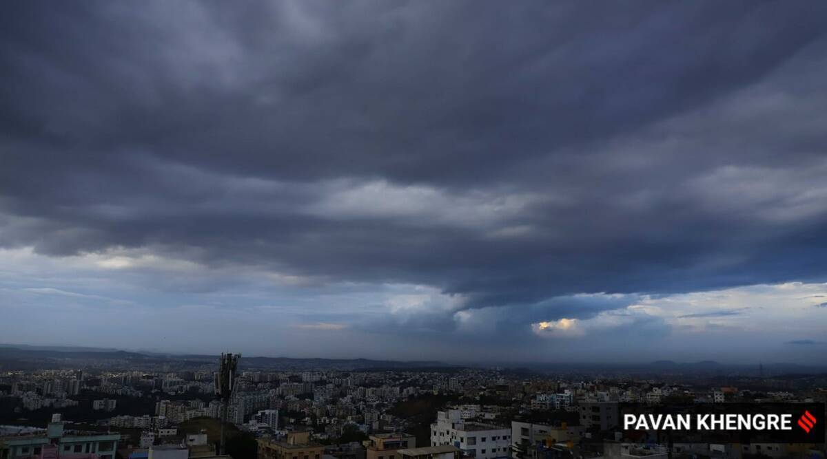 IMD has forecast very light rain for the Mumbai Metropolitan Region on Wednesday along with thunderstorms and lightning. (File)