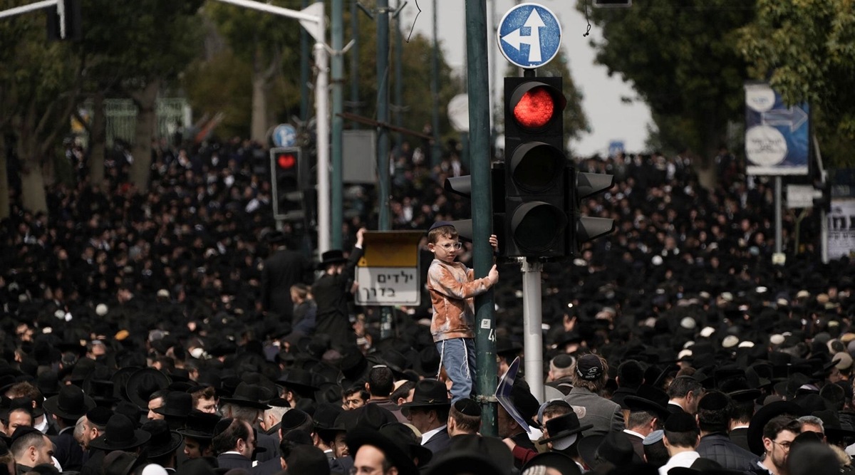 Ultra-Orthodox Jews attend the funeral of Rabbi Chaim Kanievsky in Bnei Brak, Israel (AP/Oded Balilty)