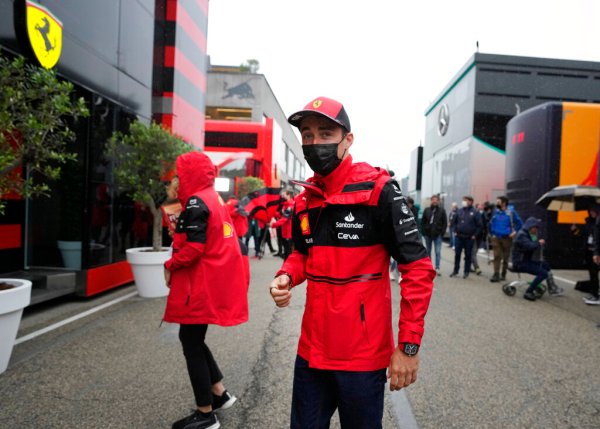 Il pilota Ferrari Charles Leclerc 