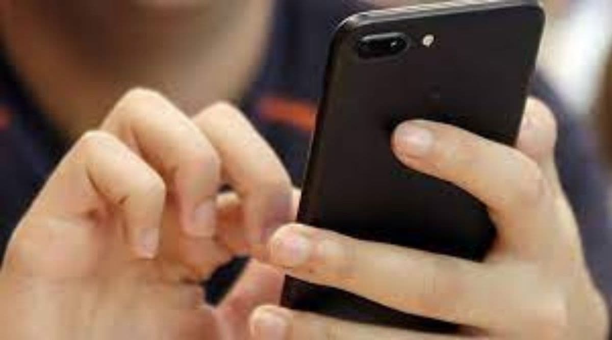 Mumbai Woman tries to order wine online, loses Rs 4.80 lakh Mumbai News