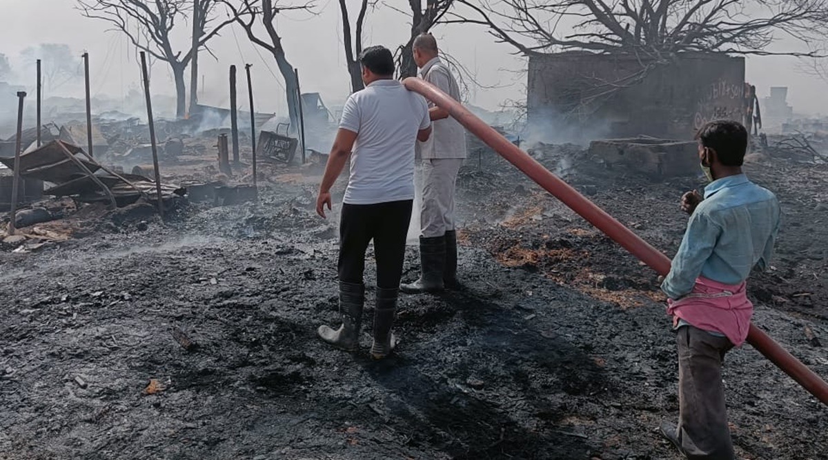 Gurgaon Massive fire, Gurgaon news, Manesar fire, Manesar slums fire, IMT Manesar, Gurgaon news, Indian express