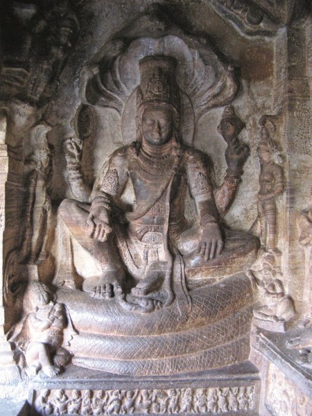 badami caves, chalukyan kings, vishnu