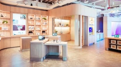 Facebook-owner Meta to open first physical store in metaverse bet