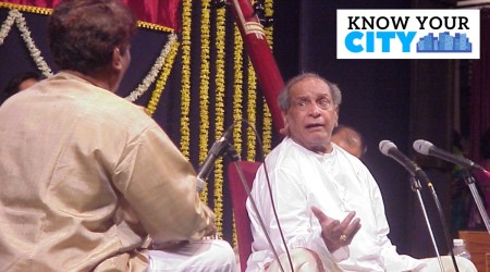 In 1950, Joshi settled down in Pune, which had a very knowledgeable classical music milieu that appealed to several top musicians.