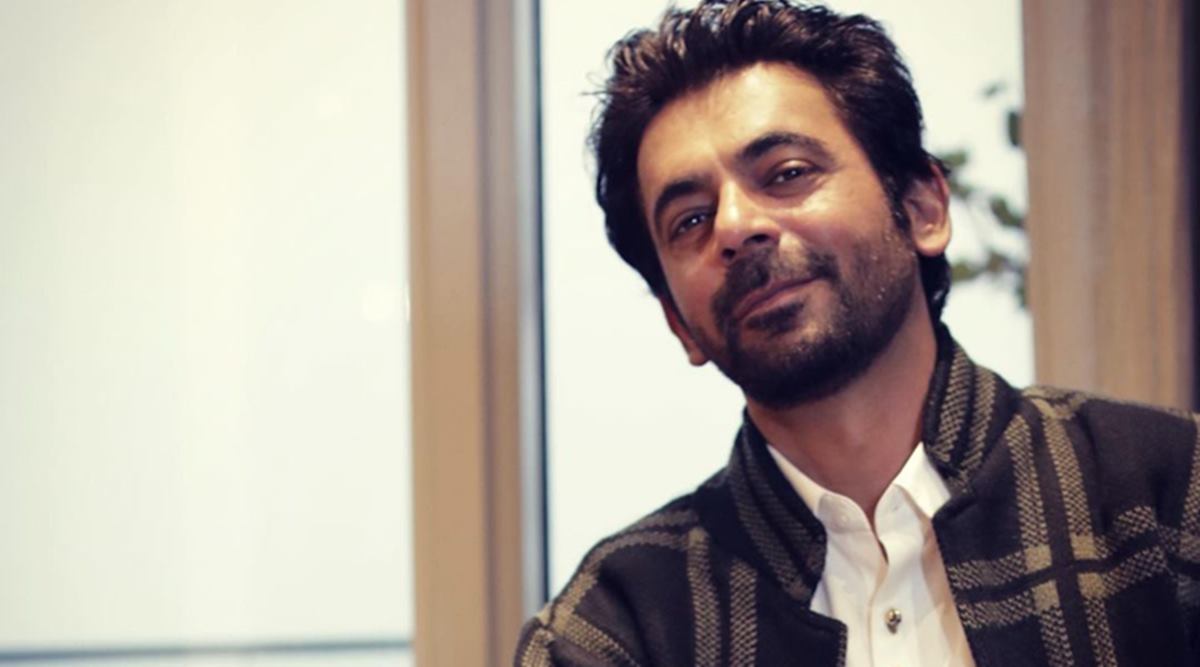 Sunil Grover makes tea like a pro at a thela, fans call him 'king of comedy' | Television News - The Indian Express