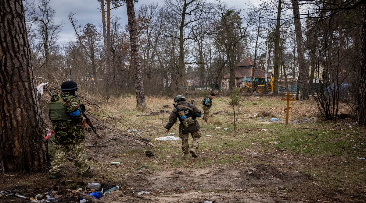 Russians Planted Thousands Of Land Mines And Booby Traps, Ukrainians ...