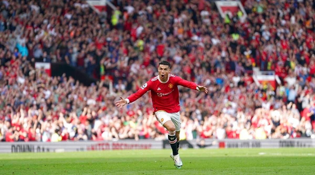 Cristiano Ronaldo to leave Manchester United to end saga