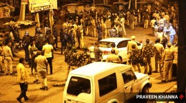 Clashes break out between two communities at Jahangirpuri, Delhi Police up security