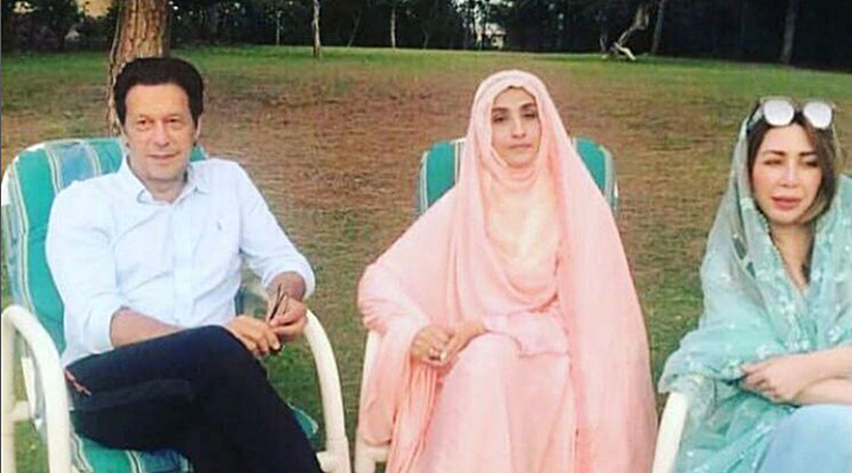Farah Khan Close Friend Of Imran Khans Wife Flees Pakistan Heres