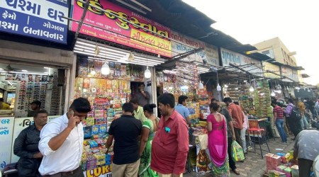 Surat, Surat news, Surat, Gujarat news, Gujarat, Surat traders, Disturbed Areas Act, FEDERATION of Surat textile Traders Association, FOSTTA, Indian Express, India news, current affairs, Indian Express News Service, Express News Service, Express News, Indian Express India News