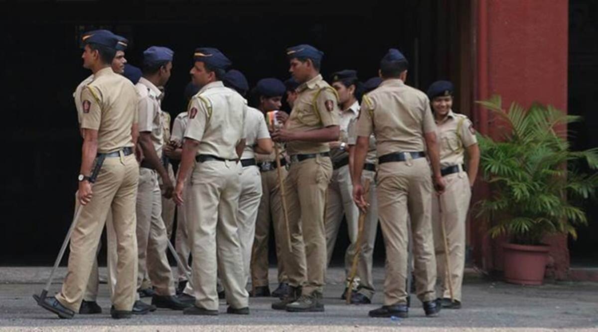 Police Jabardasti Xxx Video - Mumbai: Cop booked for blackmailing, raping woman for a year | Mumbai news