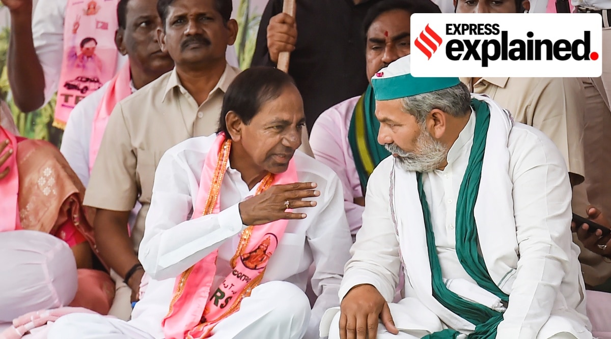 Telangana CM K. Chandrashekar Rao with Bharatiya Kisan Union spokesperson Rakesh Tikait during a sit-in protest against Centre's paddy procurement policy, in New Delhi, Monday, April 11, 2022. (PTI Photo/Atul Yadav)