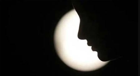 The woman's husband was apprised about the crime by their five-year son. (Representational)