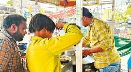 Uttar Pradesh, Uttar Pradesh news, Sardhana uttar pradesh, UP Meerut Road, non-vegetarian food, meat shops, meat eateries, meat ban, Indian Express, India news, current affairs,Indian Express India News