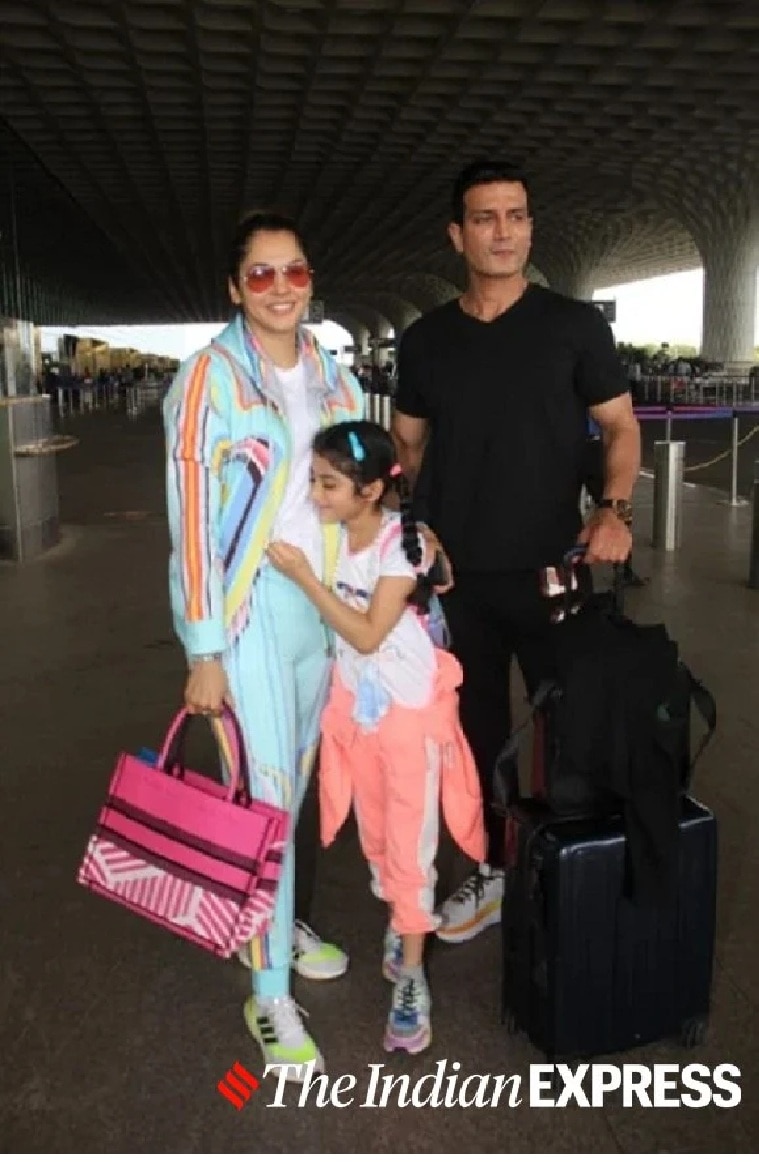 airport fashion, bollywood, indian express