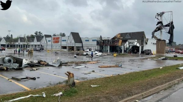 tornado in northern Michigan, tornado video, tornado, US, Gaylord, weather, indian express