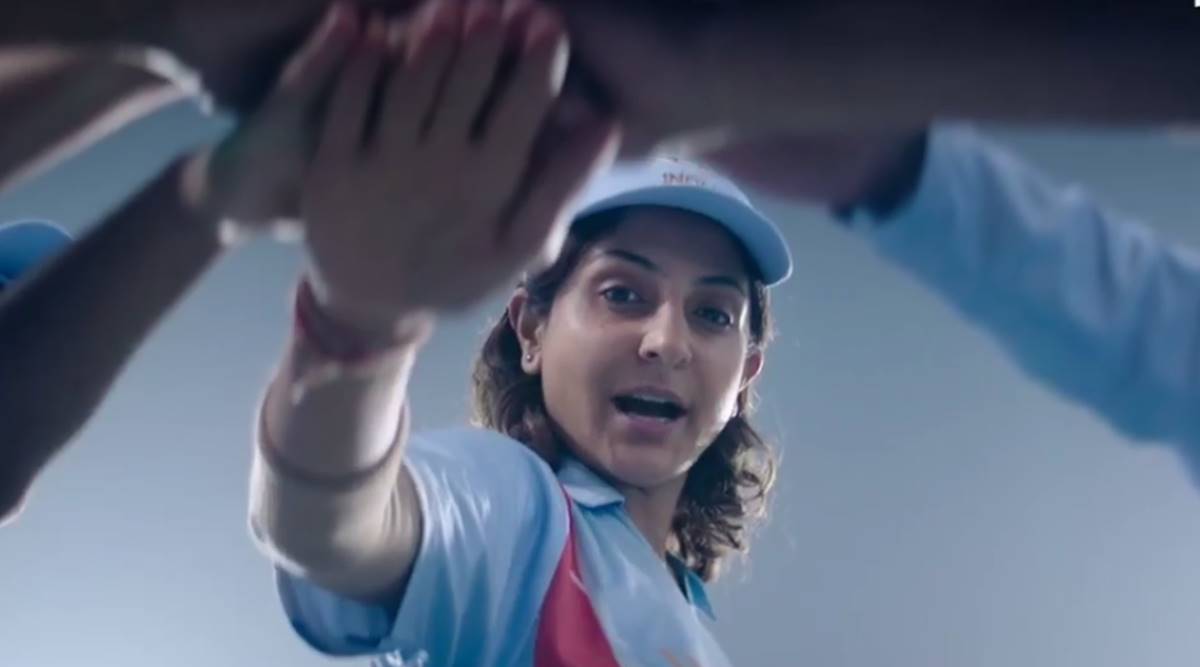 Anushka Sharma Blue Xxx - Anushka Sharma is having a hard time preparing for Chakda Xpress: 'I wish I  had played cricket growing upâ€¦' | The Indian Express