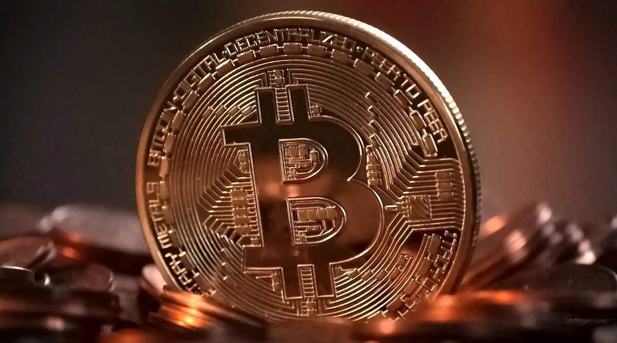 Bitcoin eyes record losing streak as ‘stablecoin’ collapse crushes crypto