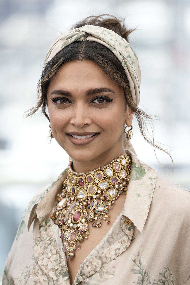 Deepika Padukone deslumbra con camisa de seda Mysore, collar Maharani deconstruido en Cannes 2022; ver fotos
