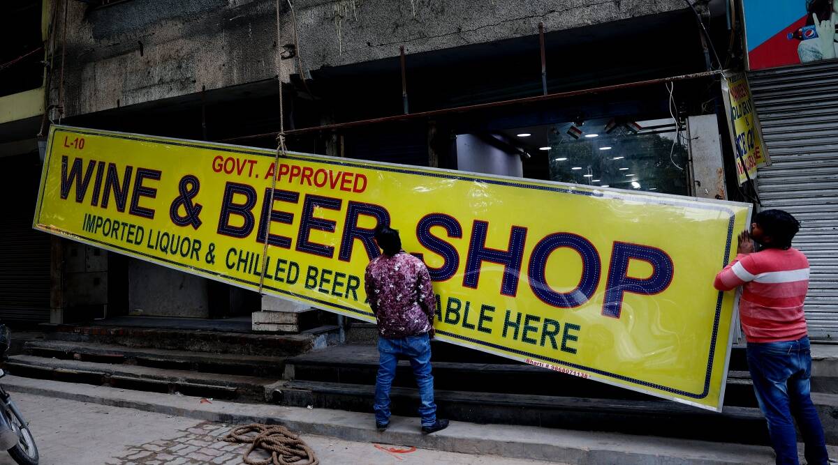delhi excise policy liquor home delivery