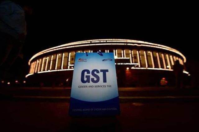 During April 2022, 1.06 crore of the monthly summary GSTR-3B (self-declared) returns were filed, of which 97 lakh pertained to March, as against 92 lakh filed during April 2021. Also, 1.05 crore statements of invoices issued in GSTR-1 (outward supplies returns) were filed, the Ministry said.