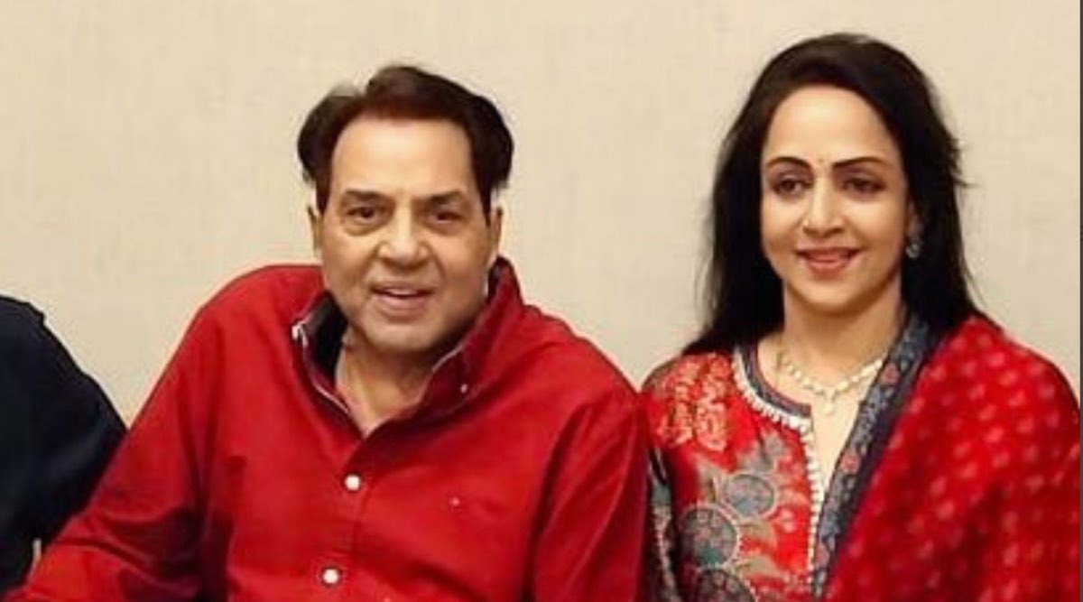 Inheems Genre voordelig Hema Malini returns from 'hectic trip', posts photos with Dharmendra: 'Felt  like sharing…' | Entertainment News,The Indian Express