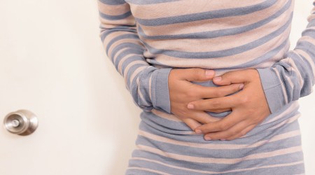 What causes menstrual pain?