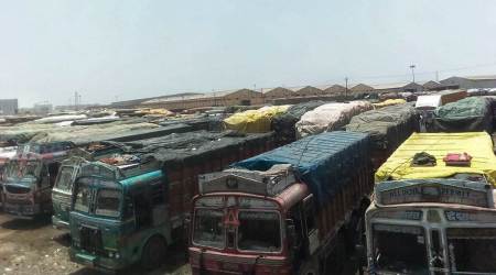 Chaos in Kandla after ban: 4,000 wheat trucks in queue, 4 ships half-full