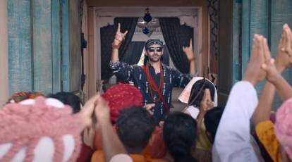 Bhool Bhulaiyaa 2: Anees Bazmee says Kartik Aaryan film is 'completely  original', will take 2 songs from Akshay Kumar movie