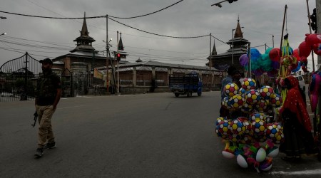 According to a statement by the All-Party United Morcha, the participants agreed for a joint struggle on four issues — communal harmony, restoration of statehood, fair delimitation and restoration of democracy.(Representational Photo: AP)