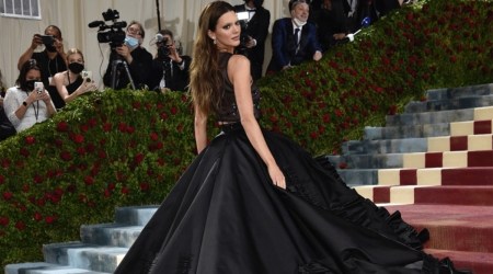 Kendall Jenner, Kendall Jenner news, Kendall Jenner cucumber chopping, Kendall Jenner cutting a cucumber, Kendall Jenner and Kris Jenner, indian express news