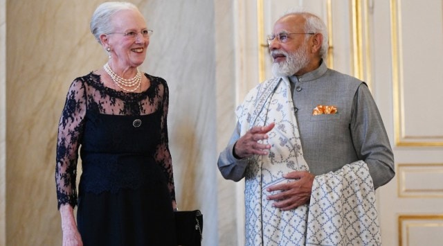 PM Modi, PM Narendra Modi, PM Modi Rogan painting, Rogan painting news, what is Rogan painting, Gujarat's Rogan painting, Rogan painting Denmark, indian express news