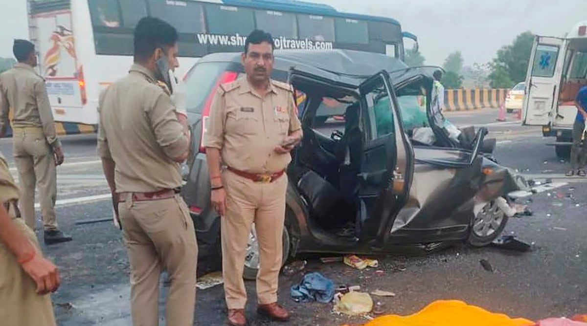 Uttar Pradesh Seven of family killed in car crash on Yamuna Expressway