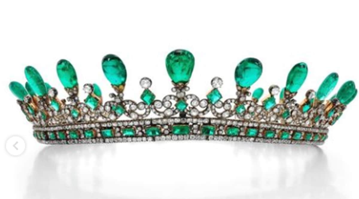 Queens and tiaras on show at London Platinum Jubilee exhibitions Art